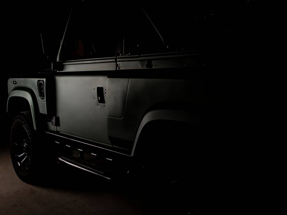 Image 38/44 of Land Rover Defender 90 (2011)