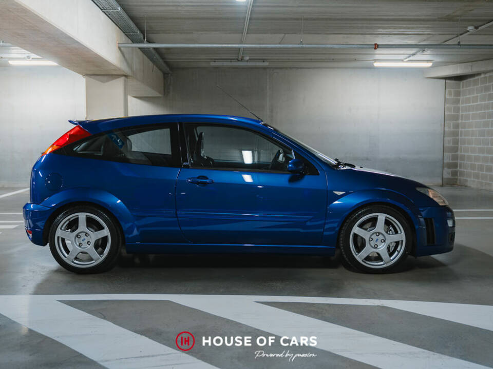 Image 7/50 of Ford Focus RS (2003)