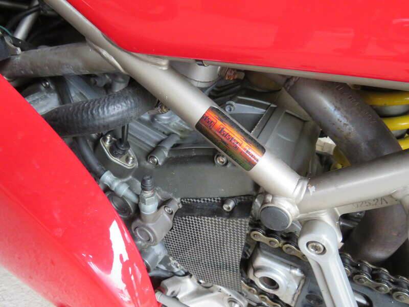 Immagine 28/38 di Ducati DUMMY (1994)