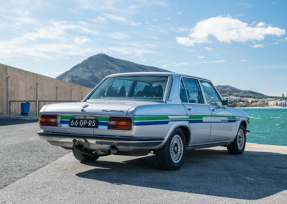 Image 7/8 of BMW 2800 (1973)