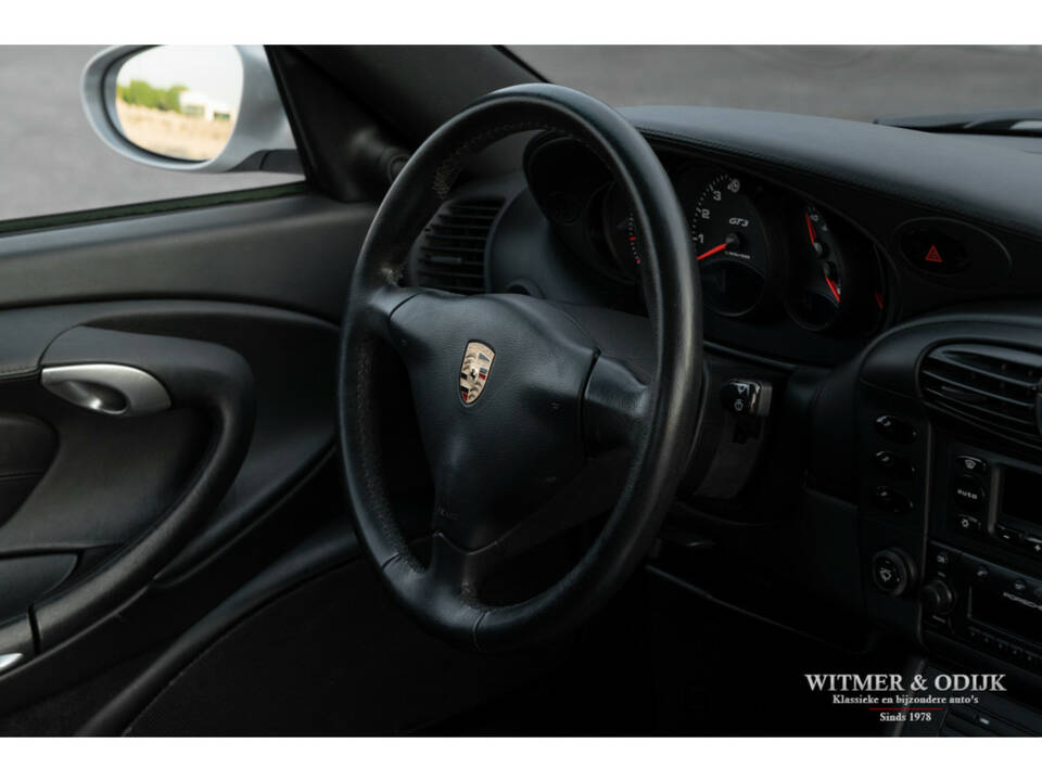 Image 19/33 of Porsche 911 GT3 (2000)