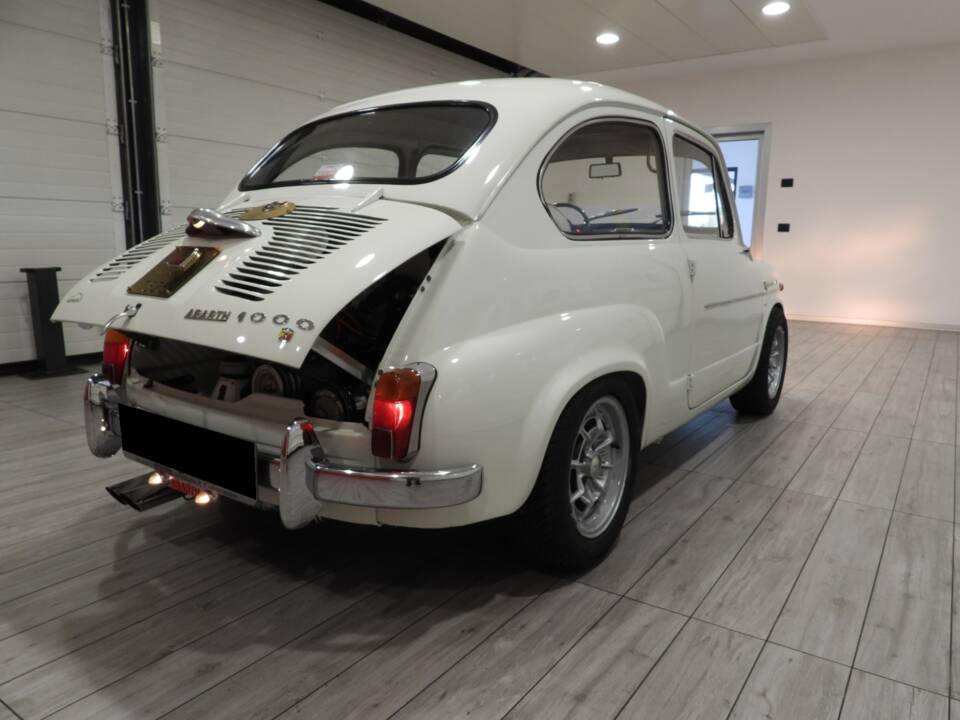 Image 13/15 of Abarth Fiat 1000 TC (1962)