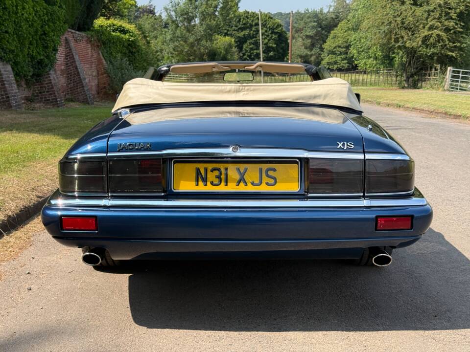 Imagen 3/6 de Jaguar XJS 4.0 Celebration (1995)