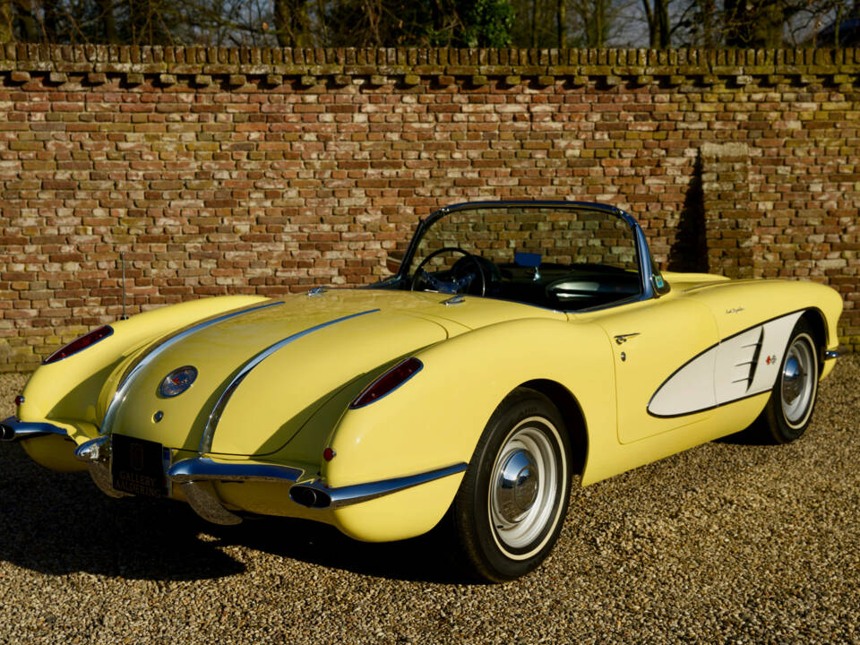 Image 27/50 of Chevrolet Corvette (1958)
