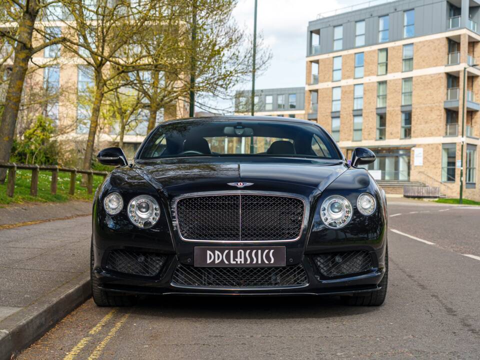Image 5/27 of Bentley Continental GT V8 S (2014)
