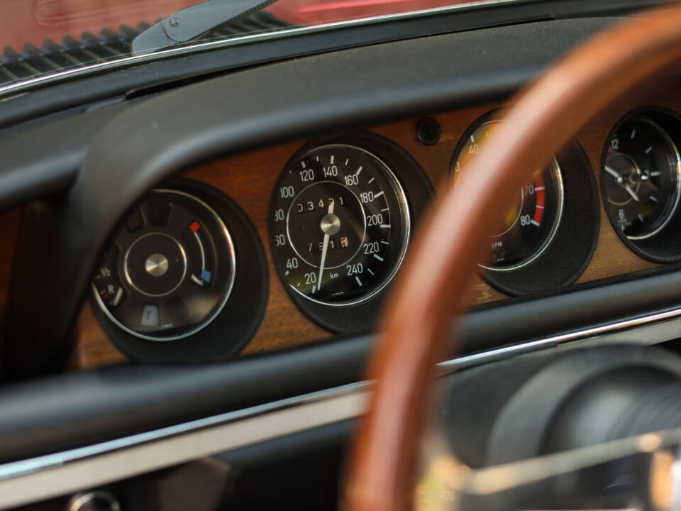 Bild 23/94 von BMW 3.0 CSi (1975)