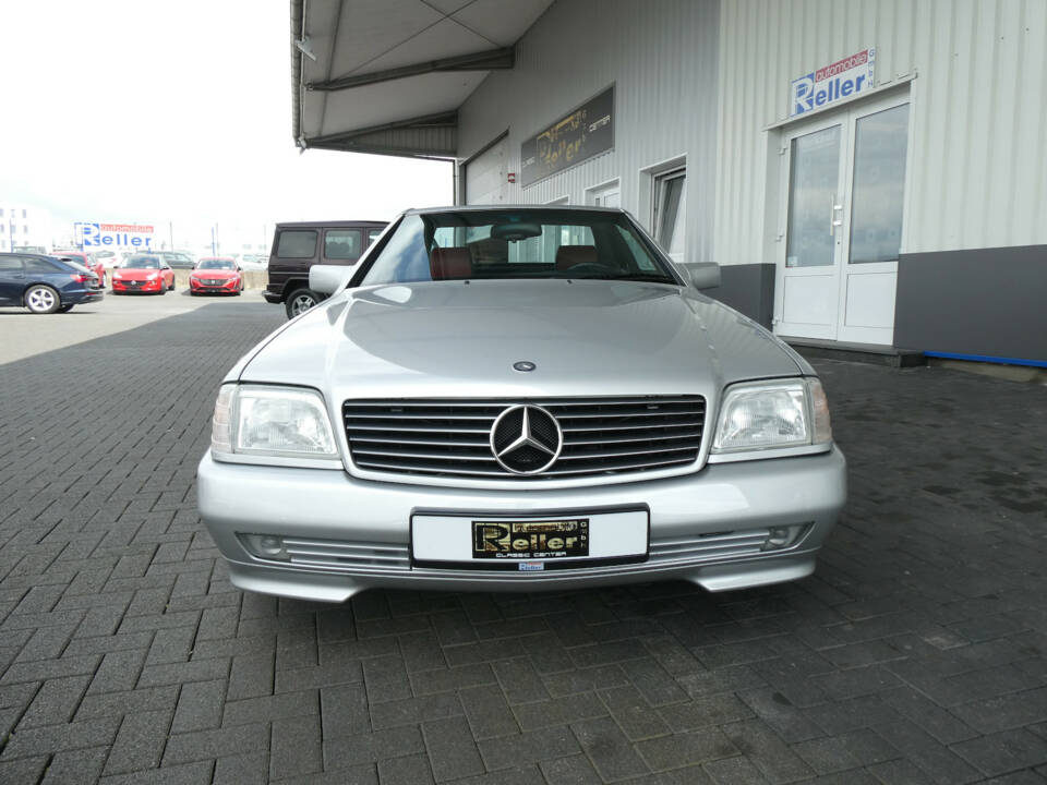 Image 2/21 de Mercedes-Benz SL 320 &quot;Mille Miglia&quot; (1995)