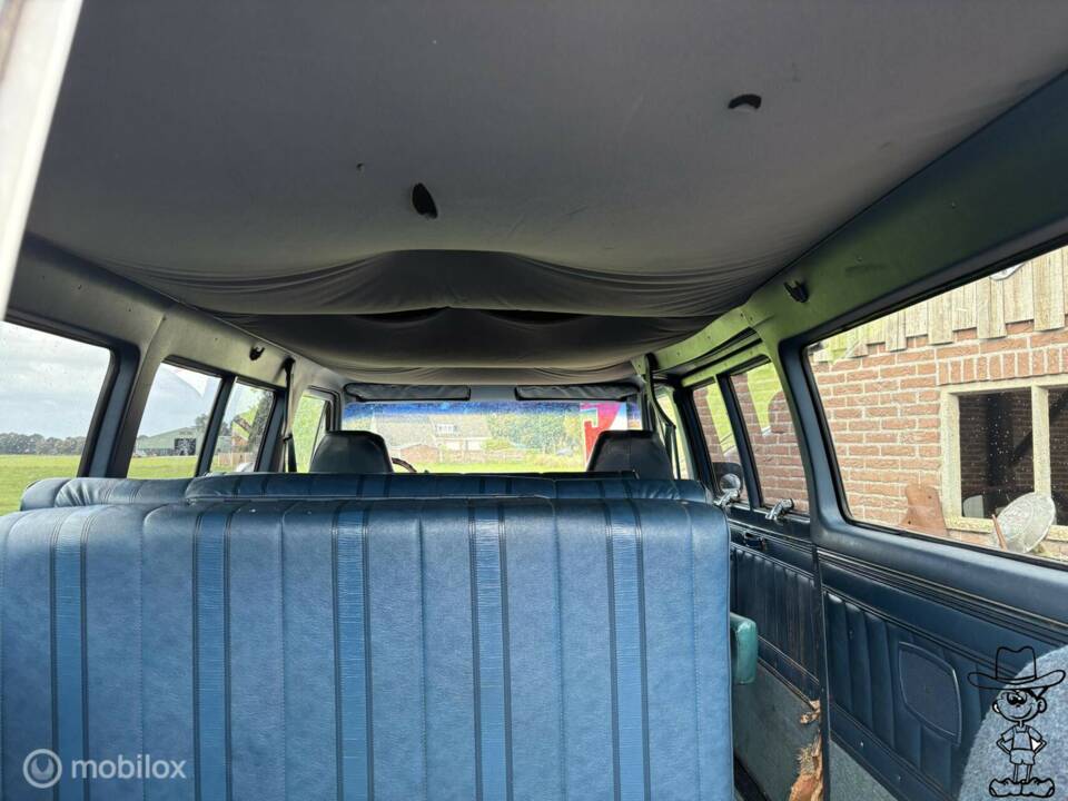 Bild 14/50 von Chevrolet Van (1983)