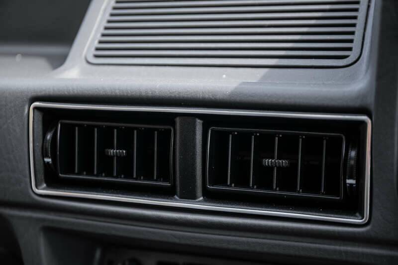 Image 22/33 de Ford Escort turbo RS (1986)