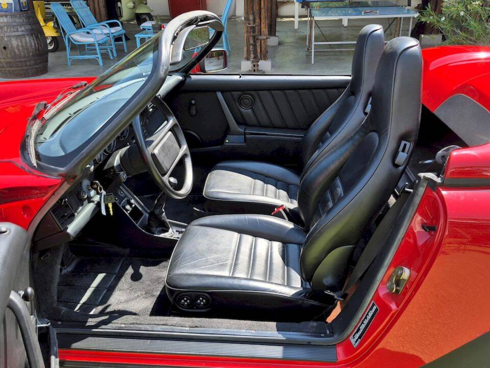 Bild 29/72 von Porsche 911 Speedster 3.2 (1989)