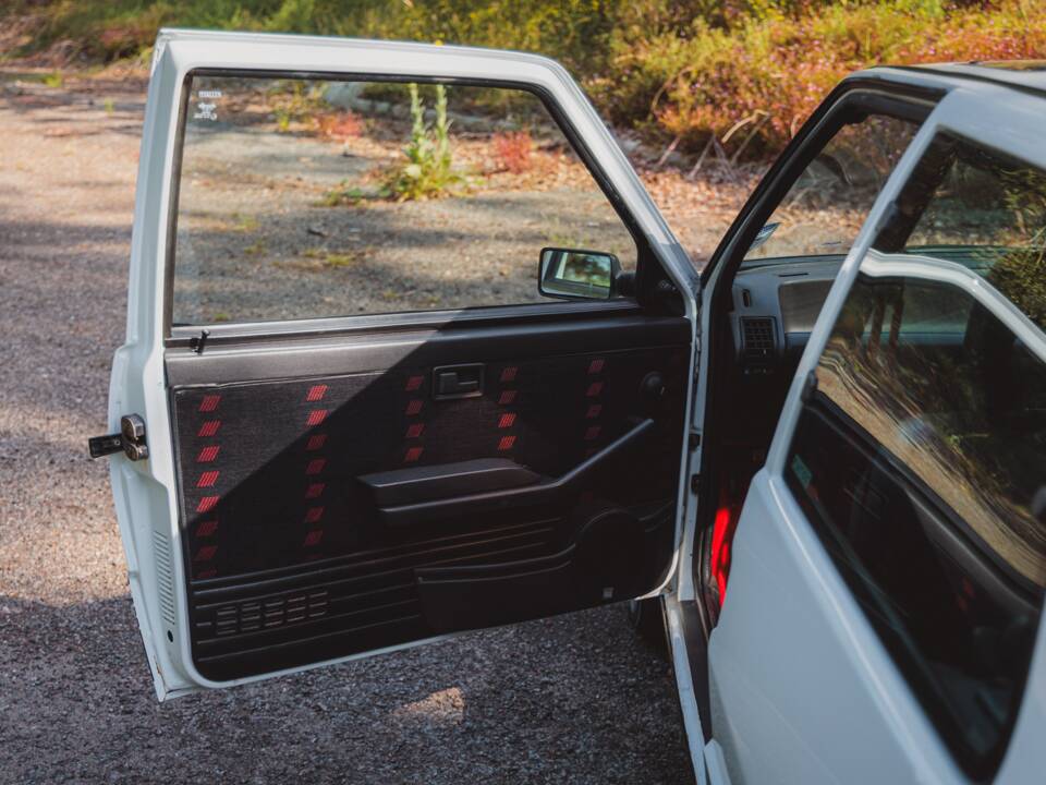 Image 24/42 of FIAT Uno Turbo i.e. (1987)