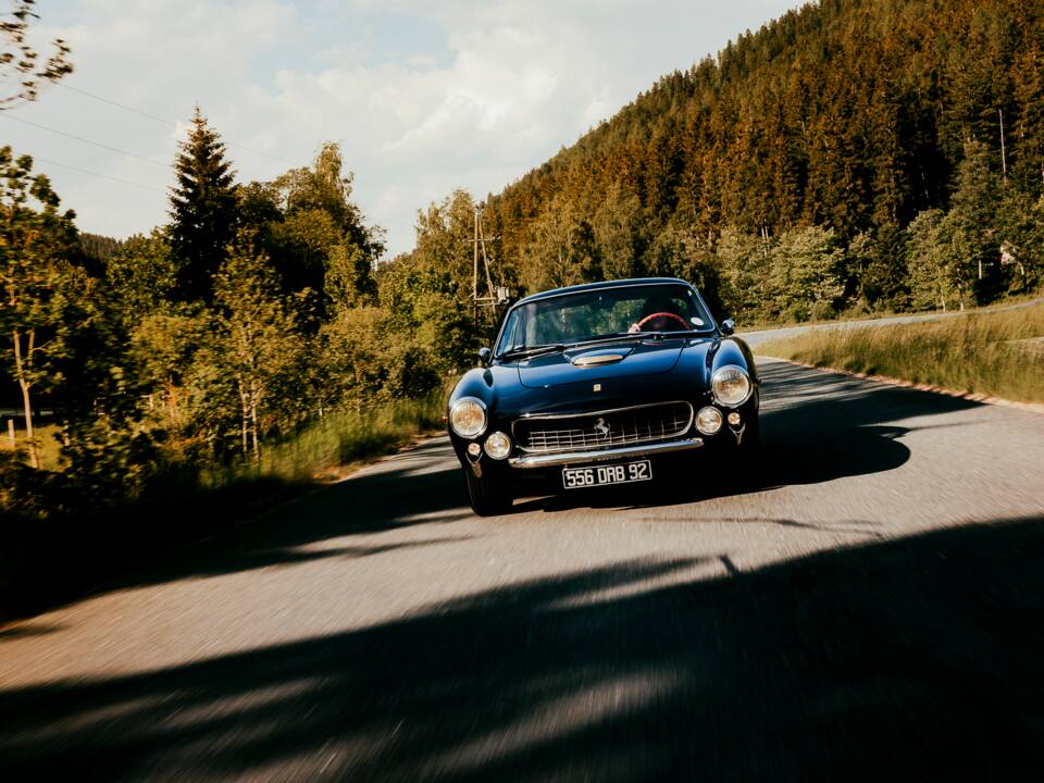 Image 45/50 of Ferrari 250 GT Berlinetta Lusso (1963)
