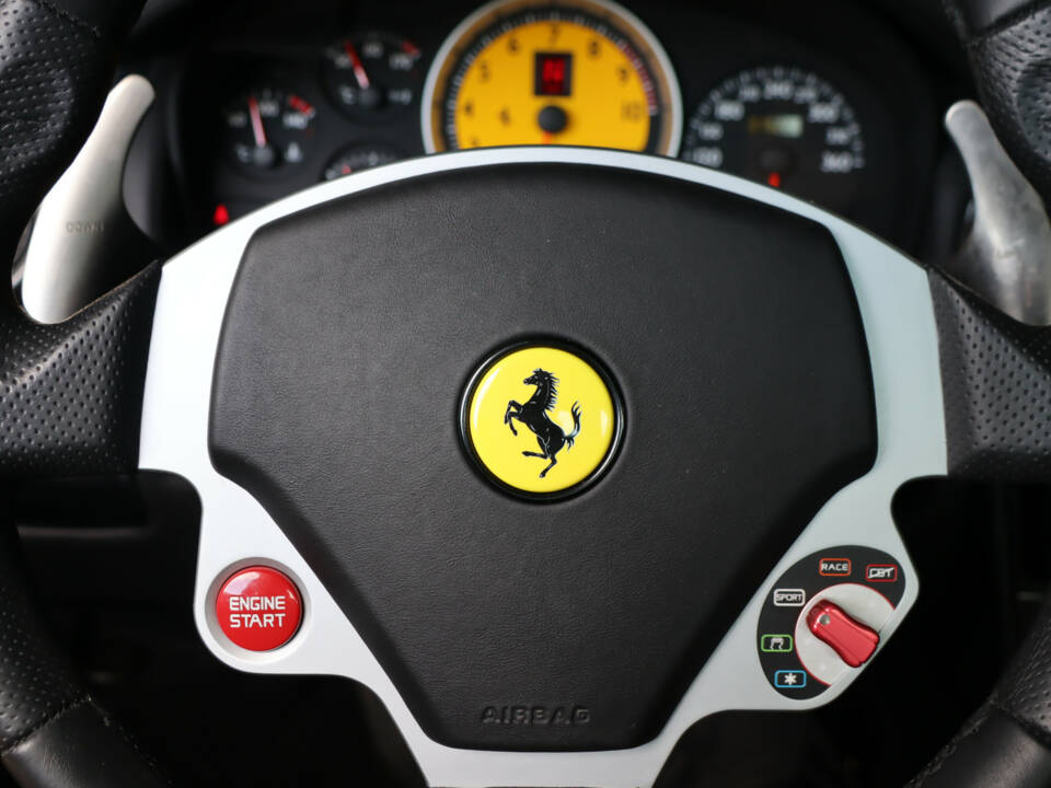 Bild 26/50 von Ferrari F 430 (2010)
