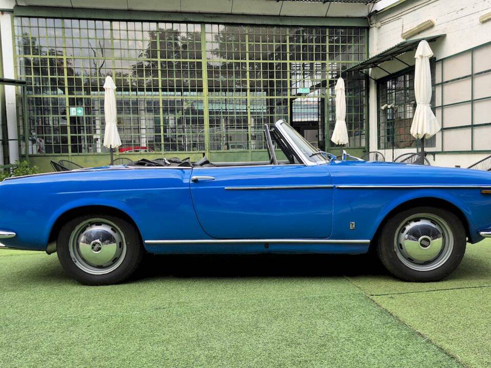 Image 10/74 of FIAT 1500 S (1960)