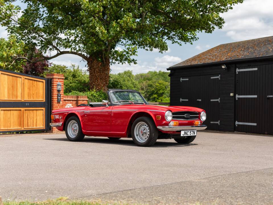 Immagine 16/50 di Triumph TR 6 (1975)