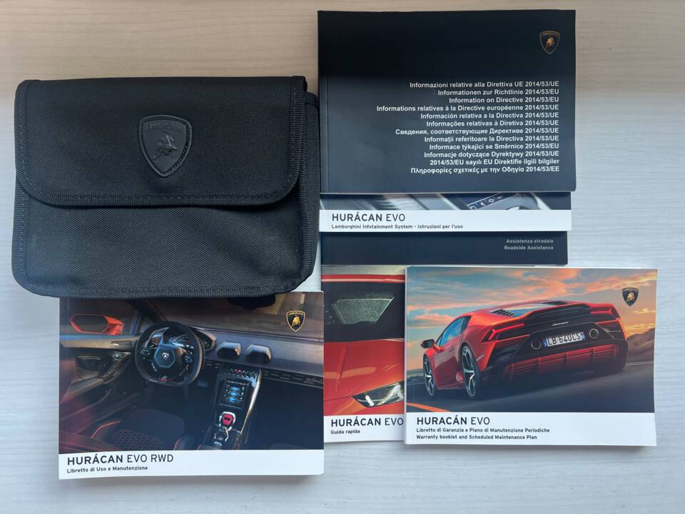 Bild 13/15 von Lamborghini Huracán Evo RWD (2020)