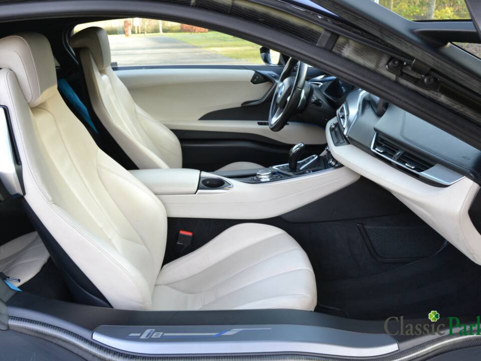 Afbeelding 19/50 van BMW i8 Coupé (2015)