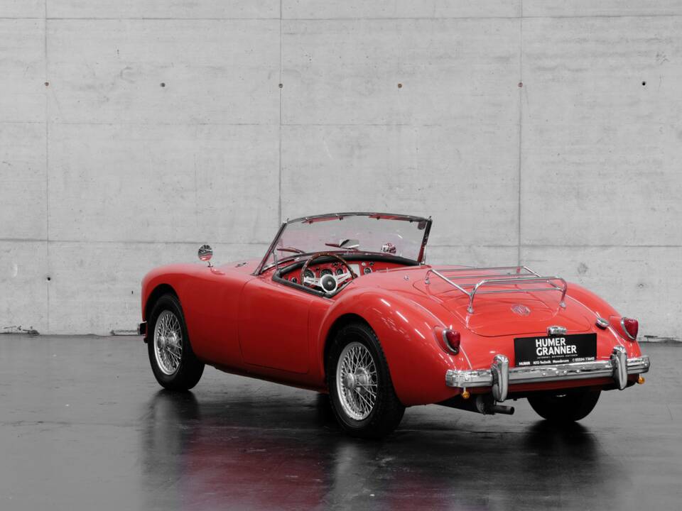 Imagen 10/45 de MG MGA 1500 (1957)