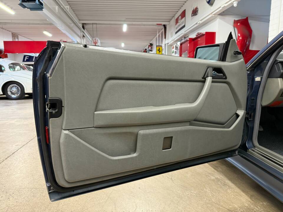 Image 5/16 of Mercedes-Benz 300 CE-24 (1989)