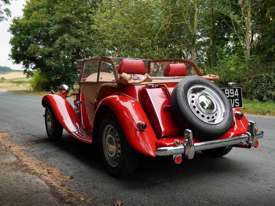 Image 4/18 of MG TD (1953)