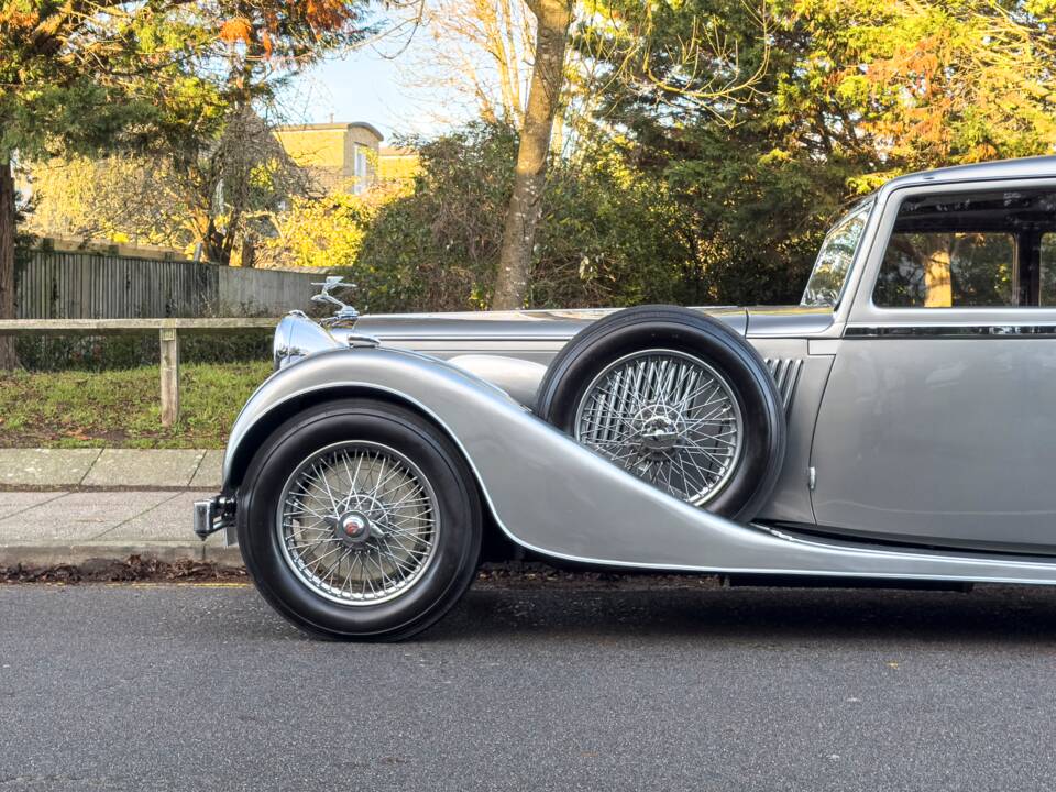 Afbeelding 9/27 van Alvis 4.3 Liter Saloon (1937)
