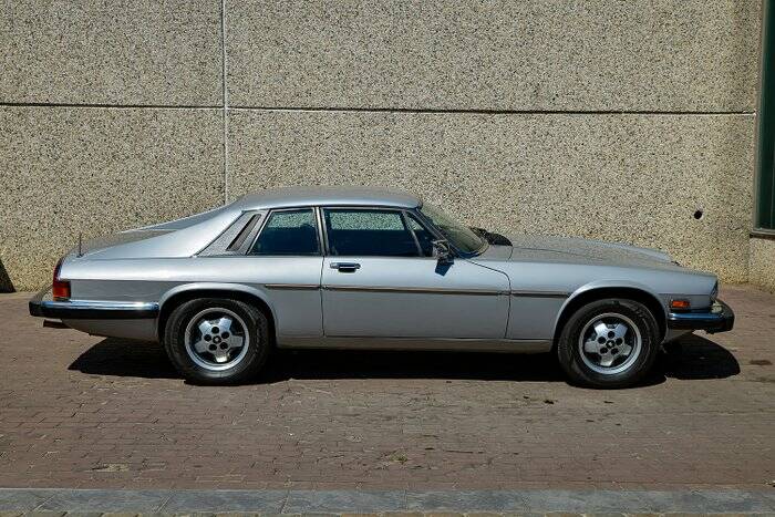 Afbeelding 6/7 van Jaguar XJ-S (1986)