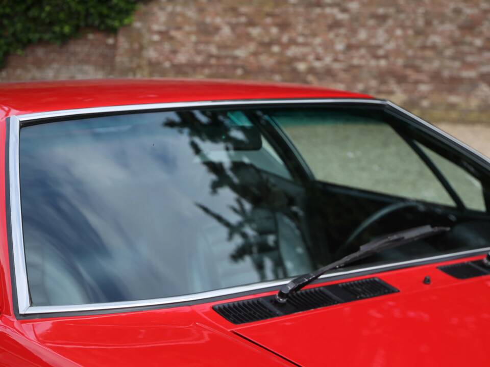 Image 22/50 of De Tomaso Pantera (1972)