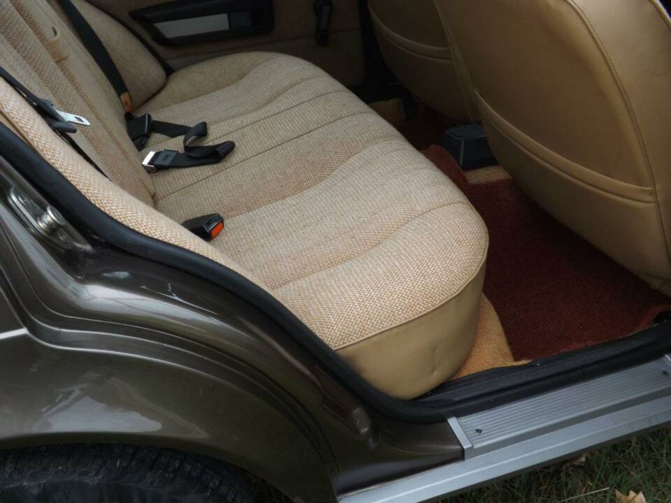 Immagine 16/50 di Alfa Romeo Giulietta 1.6 (1984)