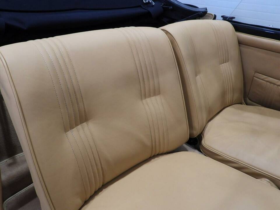 Image 9/14 of SIMCA 8 Sport (1950)