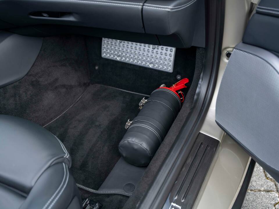 Image 15/44 of Ferrari Portofino M (2022)