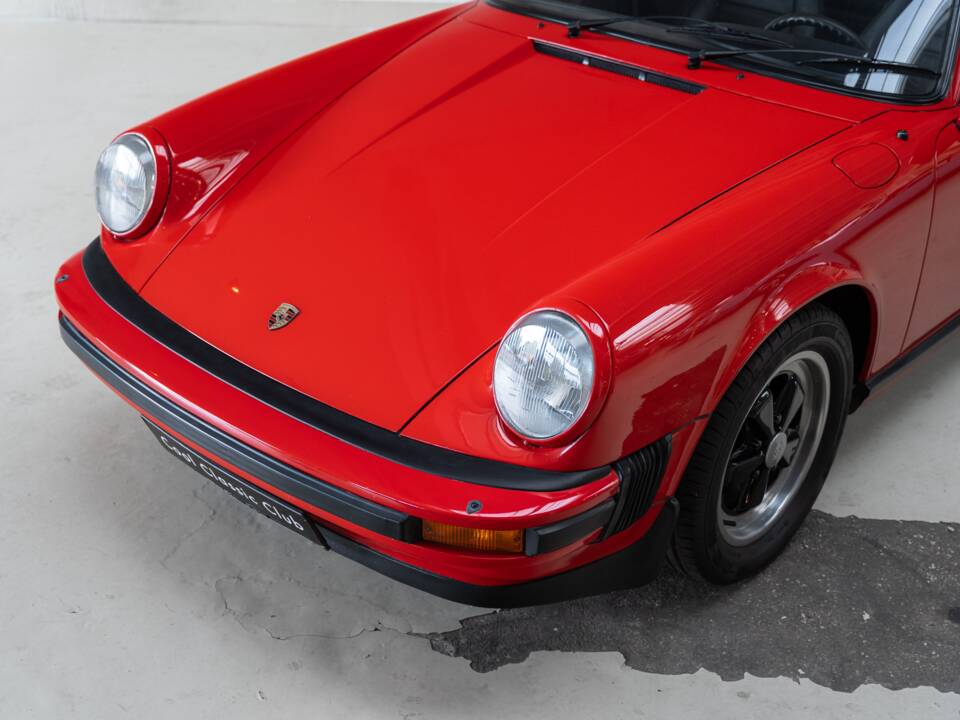 Bild 24/35 von Porsche 911 SC-L 3.1 (1980)
