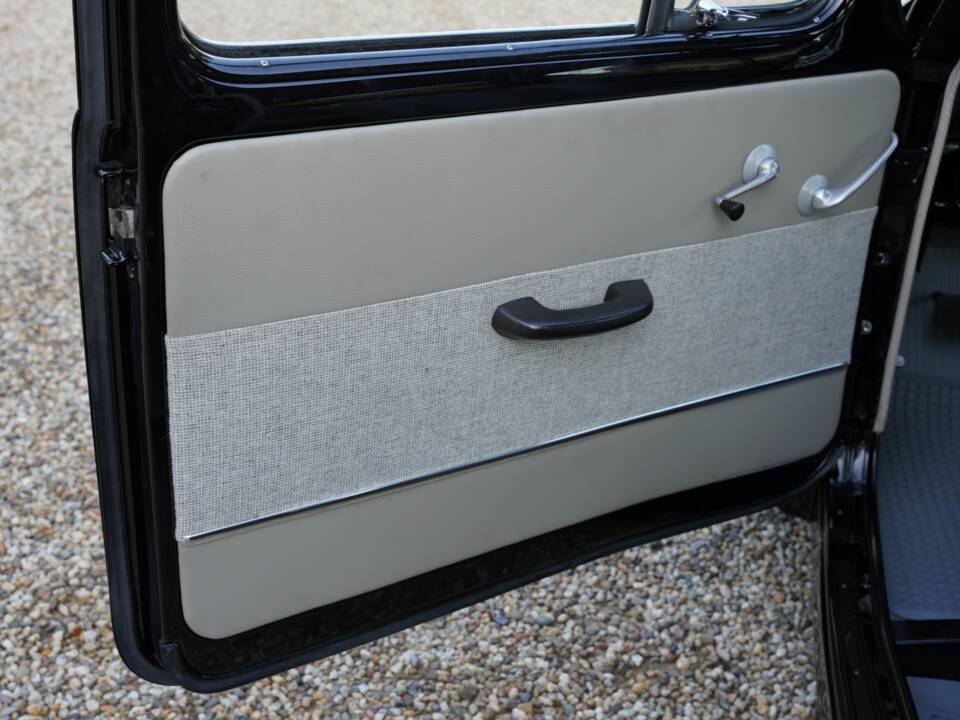 Immagine 36/50 di Volvo PV 544 (1960)