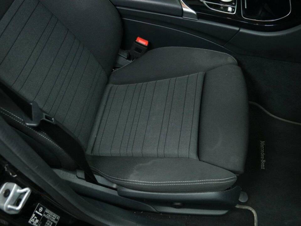 Bild 29/49 von Mercedes-Benz C 220 d 4MATIC (2021)