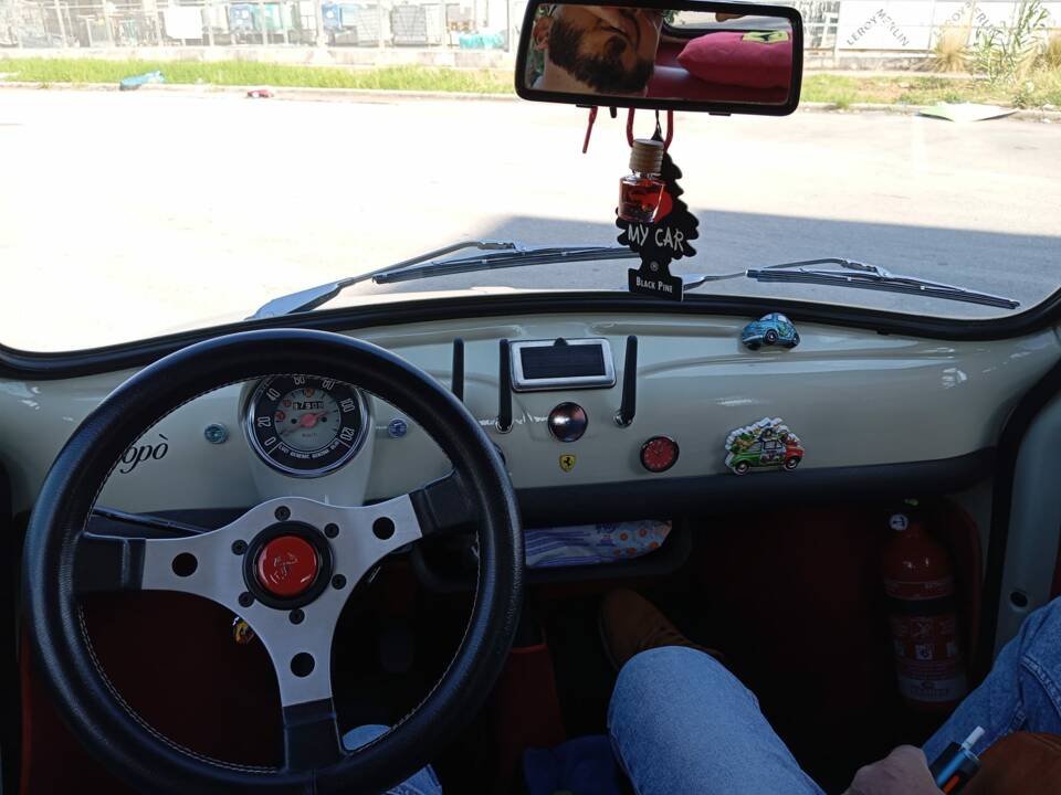 Image 41/50 of FIAT 500 F (1970)