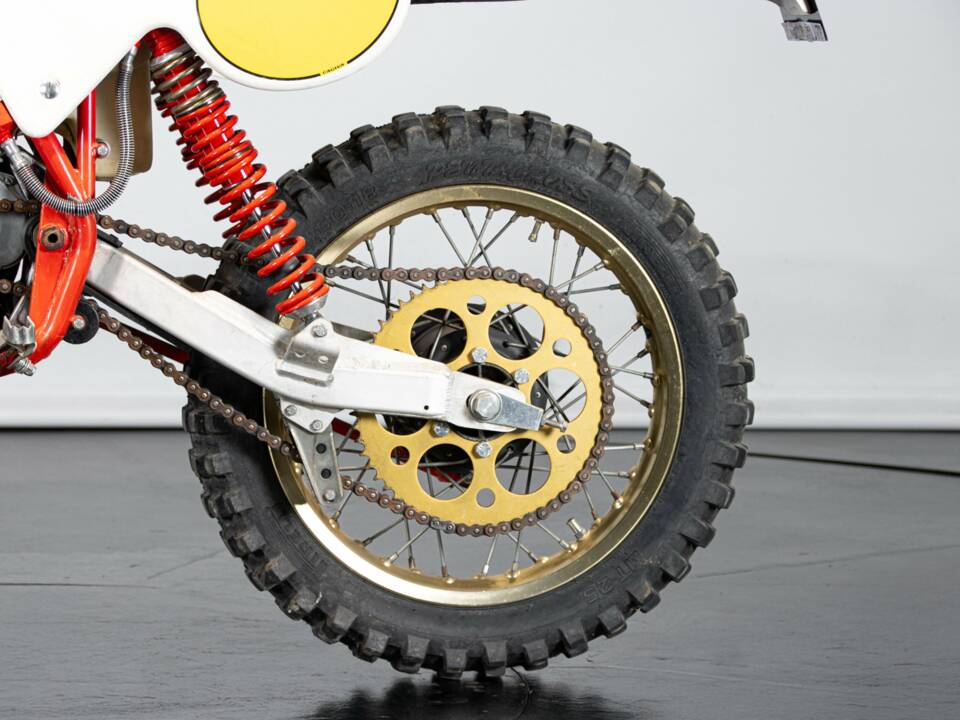 Image 15/50 of Cagiva RX 250 (1980)