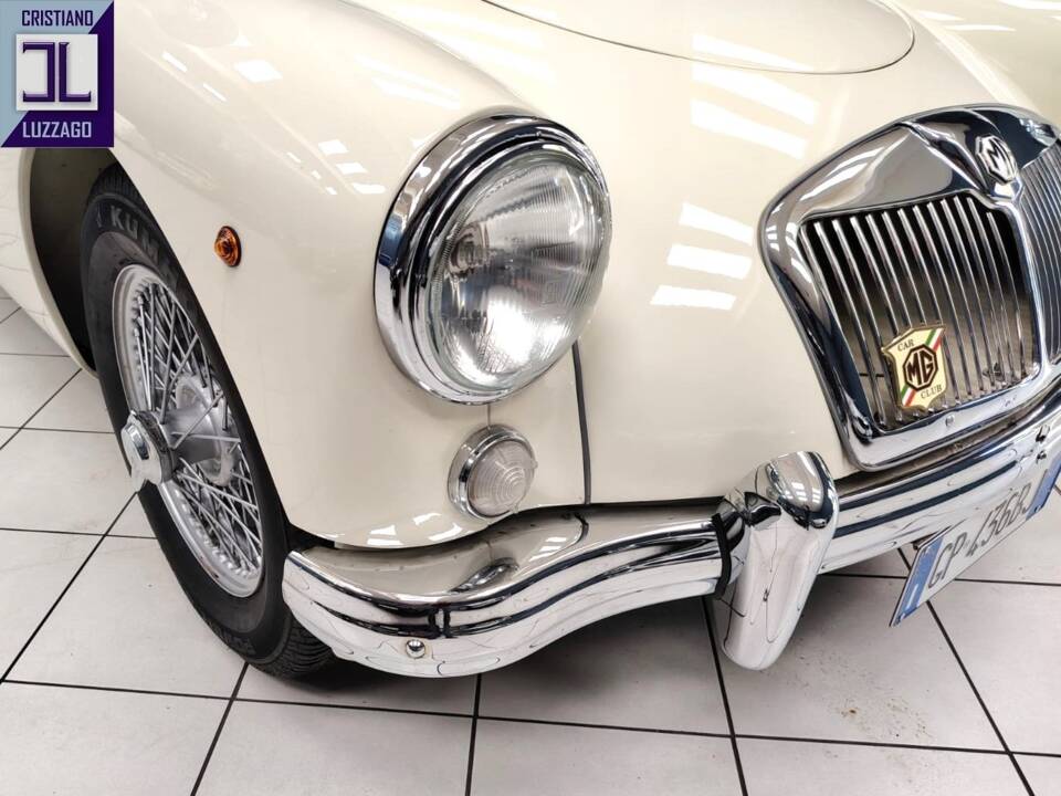 Image 10/59 of MG MGA 1500 (1958)