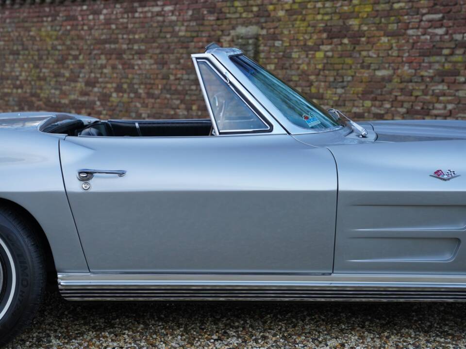 Immagine 47/50 di Chevrolet Corvette Sting Ray Convertible (1964)