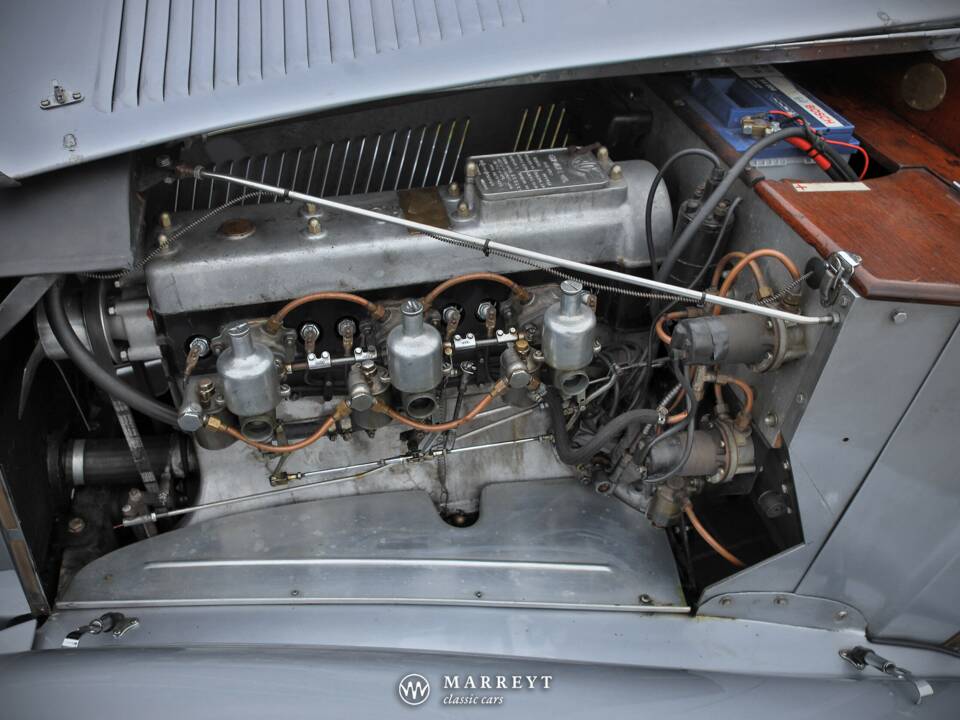 Image 13/22 of AC Six 16/80 (1936)