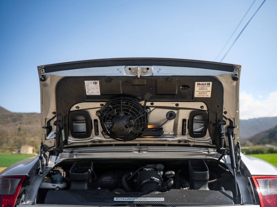 Image 8/82 of Porsche 911 Carrera 4S (WLS) (2006)