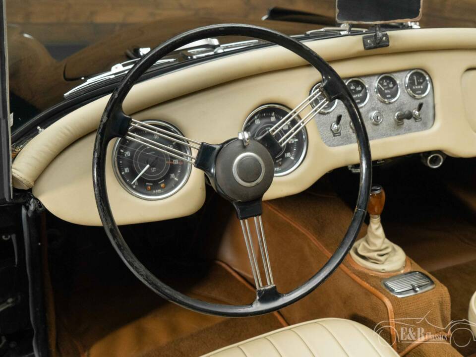 Image 6/6 de Daimler SP 250 (1960)