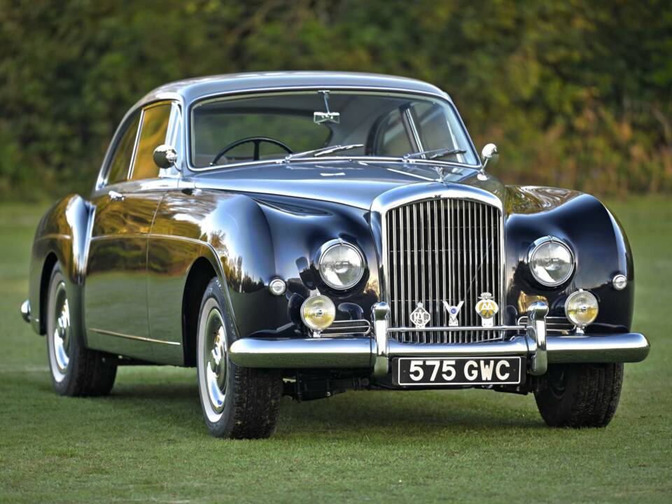 Immagine 5/50 di Bentley S 1 Continental (1955)