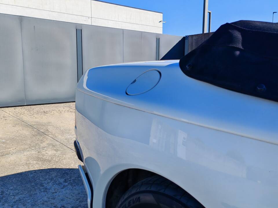 Immagine 19/49 di Porsche 944 S2 (1991)