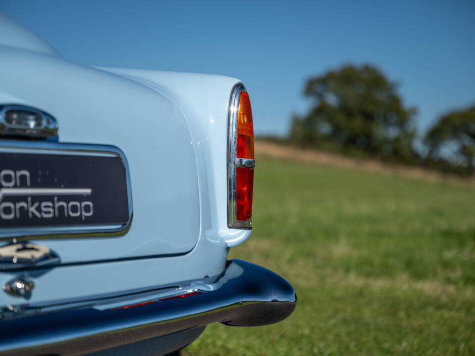 Bild 31/56 von Aston Martin DB 4 (1958)