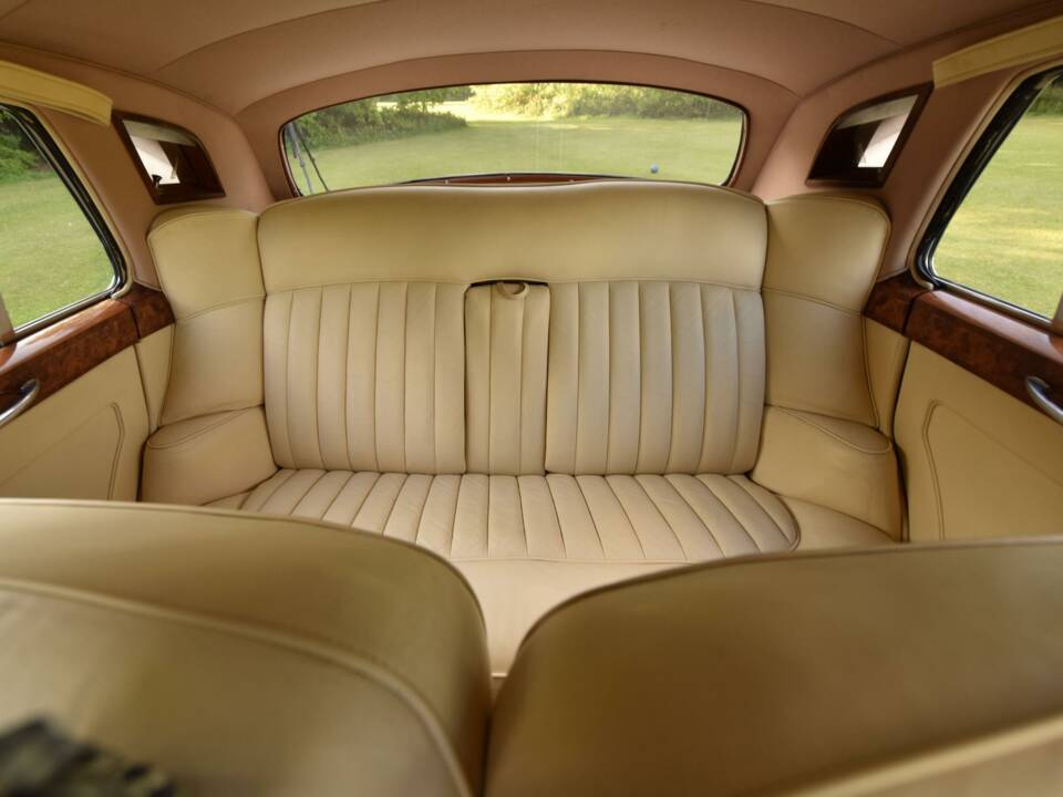 Bild 48/50 von Bentley S 2 (1961)