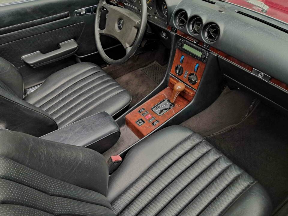 Immagine 24/26 di Mercedes-Benz 300 SL (1989)