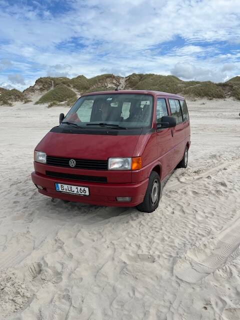 Afbeelding 1/12 van Volkswagen T4 Caravelle 2.5 Syncro (1995)
