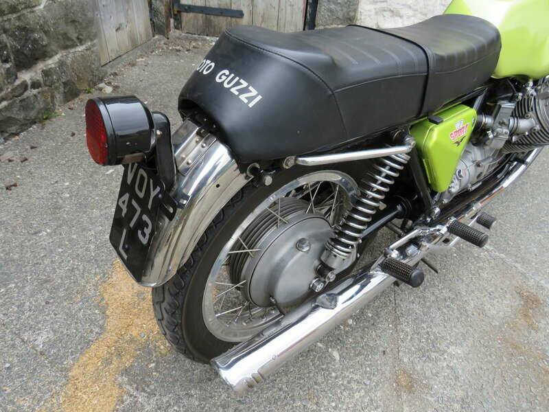 Image 43/45 of Moto Guzzi V7 Sport (1973)