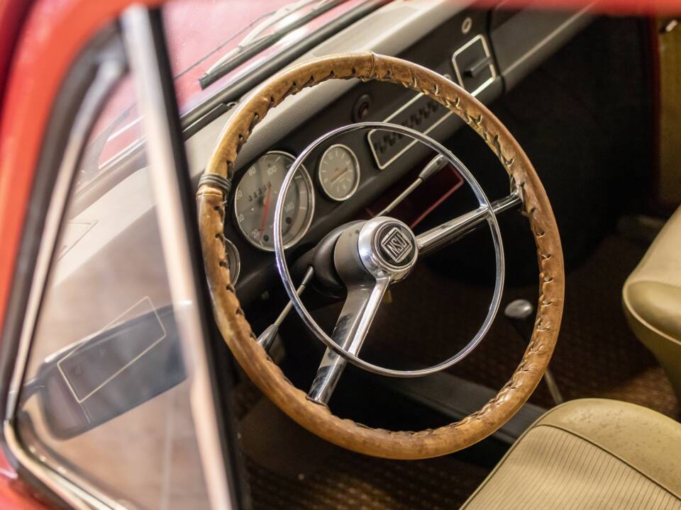 Image 8/18 of NSU Prinz 4 L (1969)