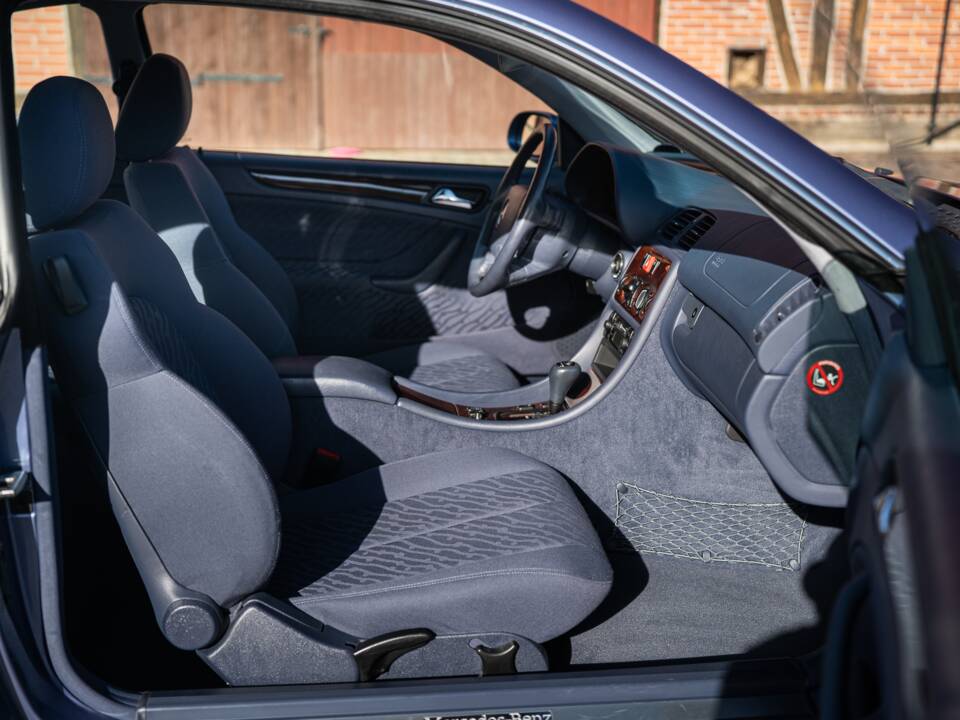 Bild 51/58 von Mercedes-Benz CLK 320 (1999)