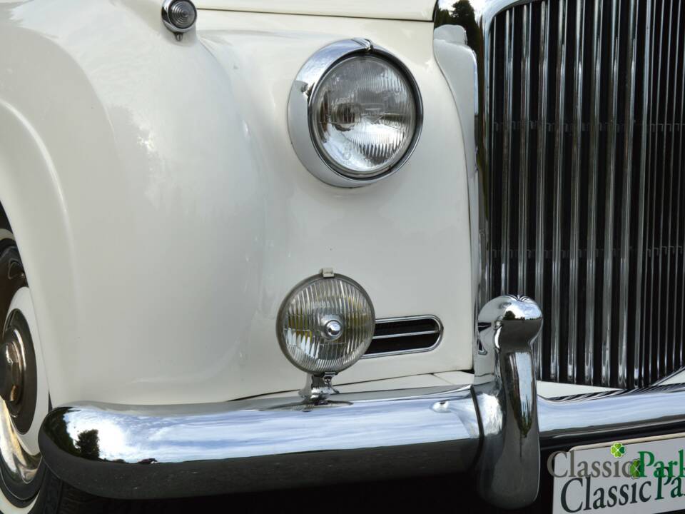 Imagen 46/50 de Bentley S 1 (1957)